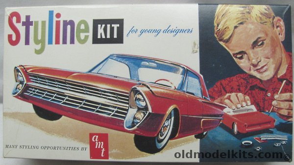 AMT 1/25 1961 Ford Galaxie Club Victoria Hardtop - Styline Issue Stock or Custom, 8120 plastic model kit